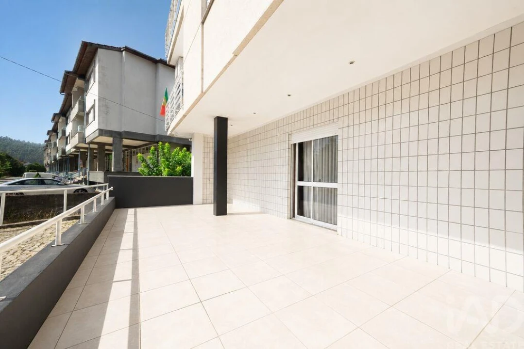 Apartamento T3 para Venda em Candoso Santiago e Mascotelos Foto 2