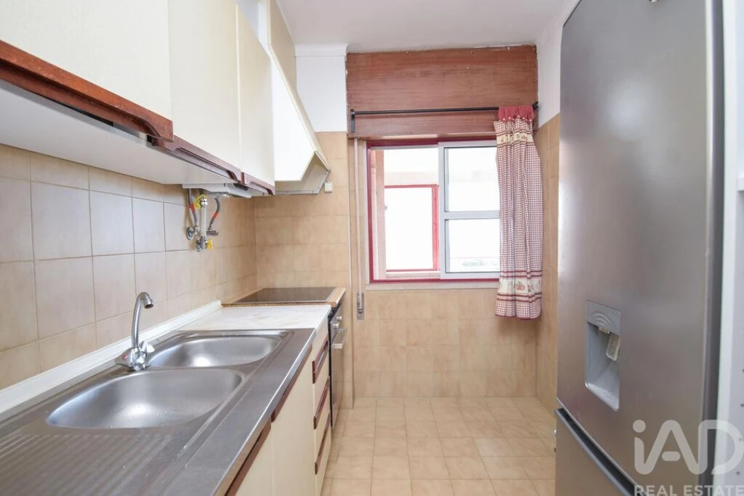 Apartamento T2 para Venda em Marvila Foto 14