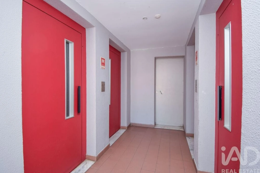 Apartamento T2 para Venda em Marvila Foto 19