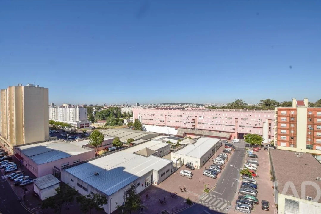 Apartamento T2 para Venda em Marvila Foto 16
