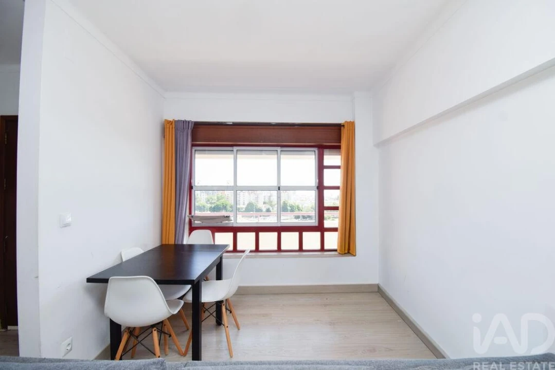 Apartamento T2 para Venda em Marvila Foto 4