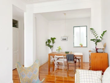 Apartamento T2 para Arrendamento em Arroios