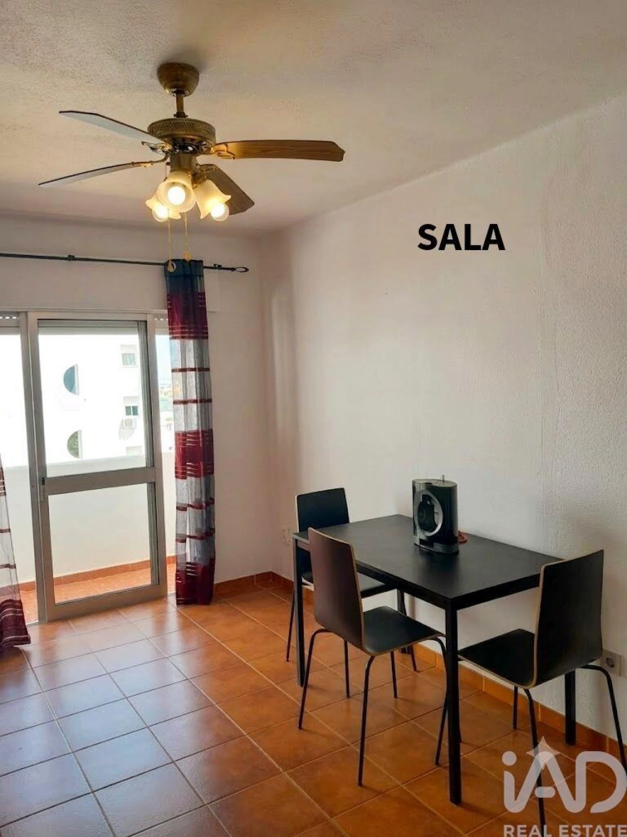 Apartamento T1 para Venda em Quarteira Foto 3