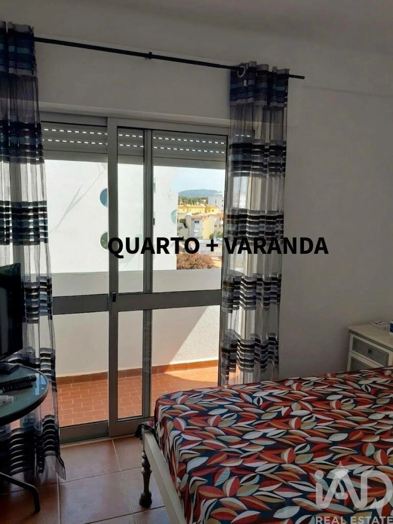 Apartamento T1 para Venda em Quarteira Foto 8