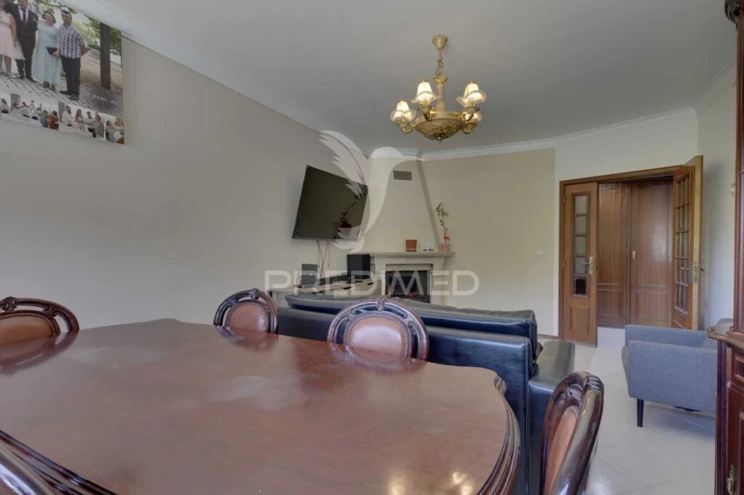 Apartamento T3 para Venda em Cacém e São Marcos Foto 8