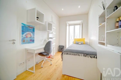 Apartamento T3 para Arrendamento em Estrela
