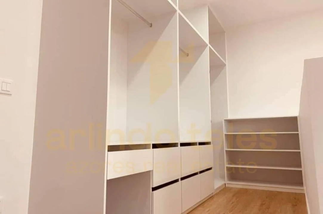 Moradia T3 para Venda em Terra Chã Foto 22