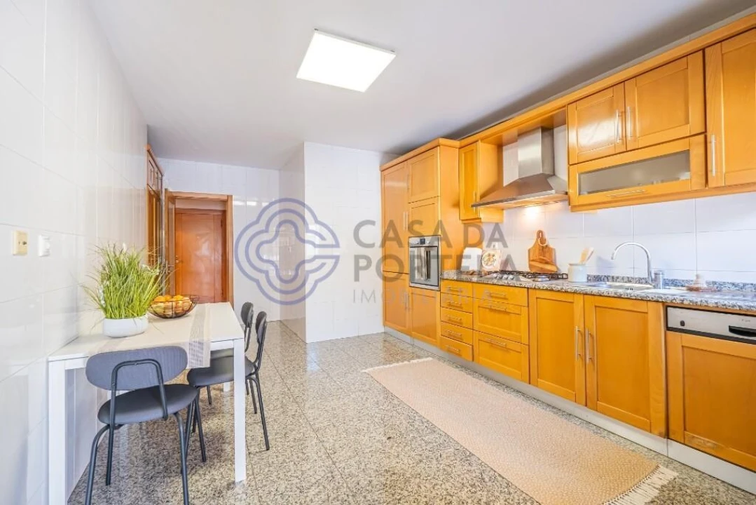 Apartamento T2 para Venda em Parque das Nações Foto 33