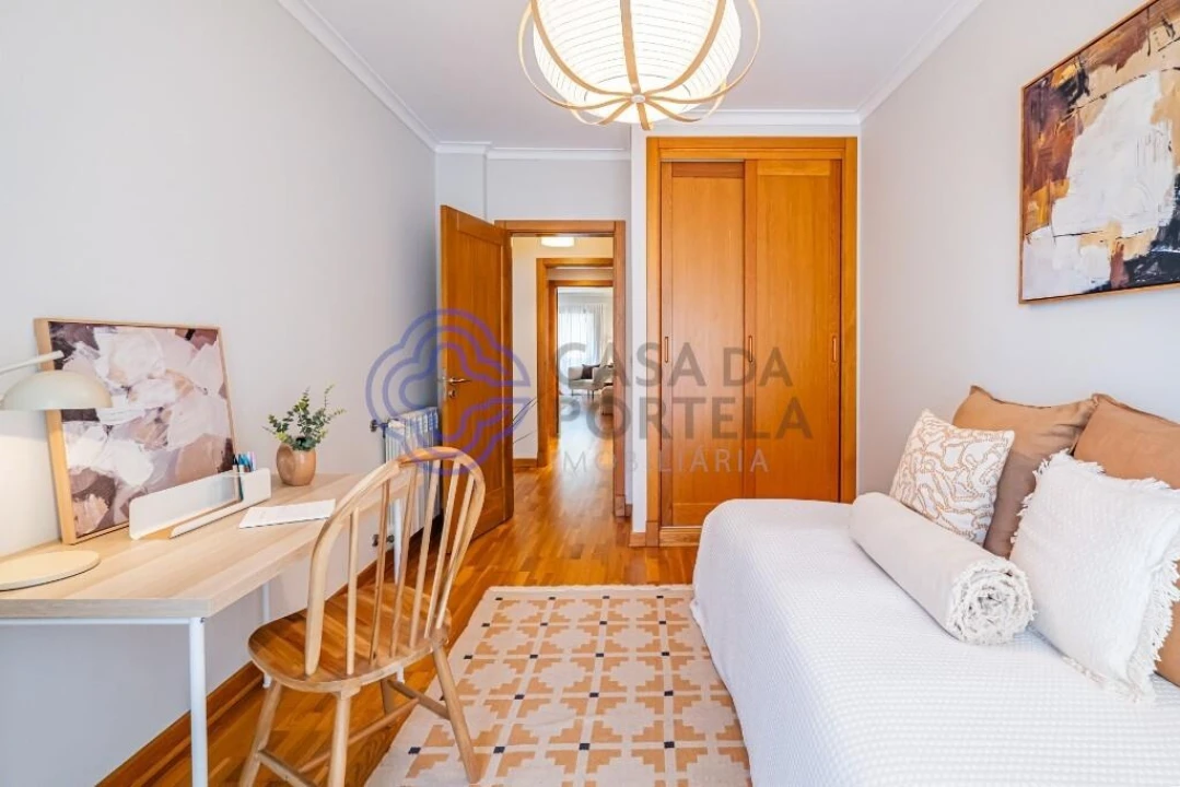 Apartamento T2 para Venda em Parque das Nações Foto 13