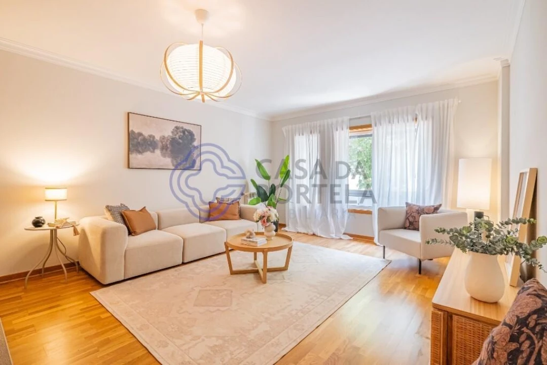 Apartamento T2 para Venda em Parque das Nações Foto 3
