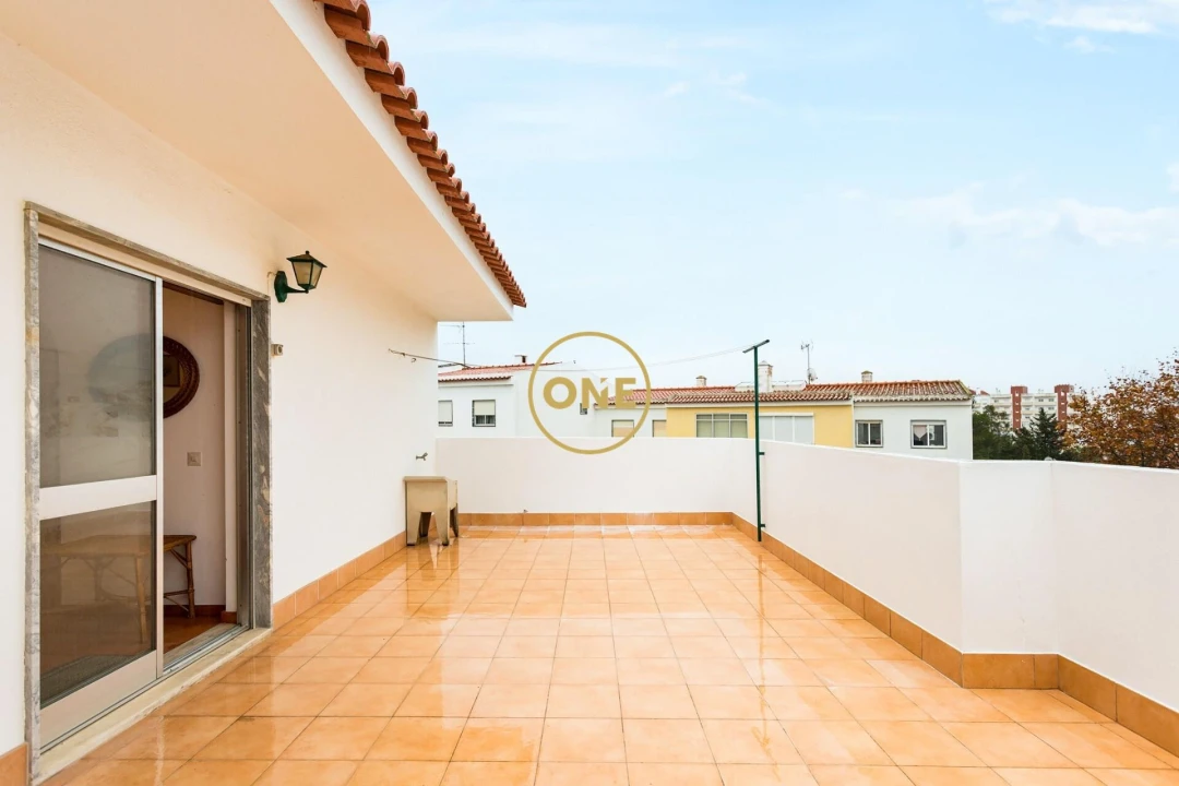 Apartamento T1 para Venda em Portimão Foto 17
