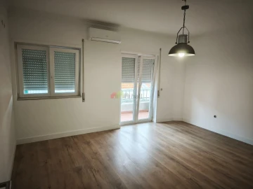Moradia T4 para Venda em Alhos Vedros