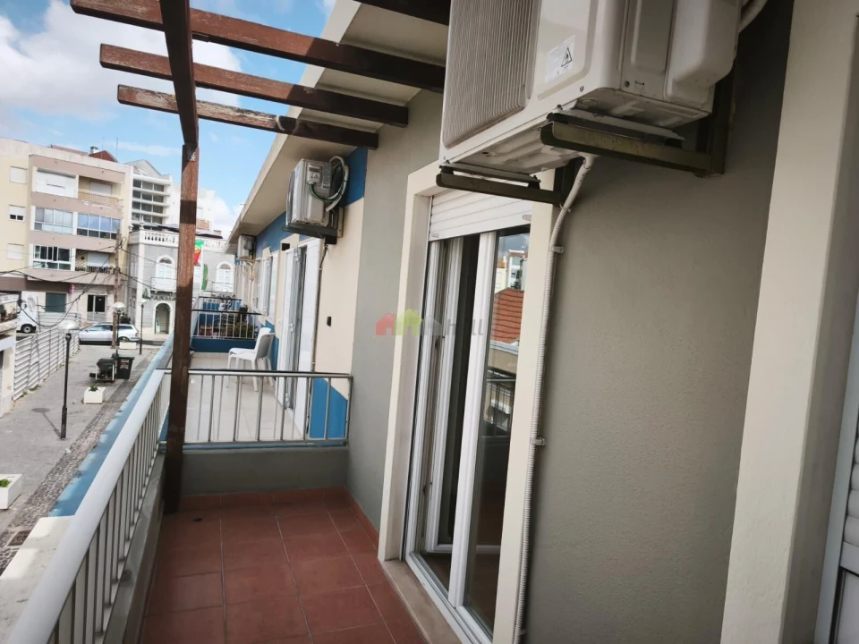 Moradia T4 para Venda em Alhos Vedros Foto 35