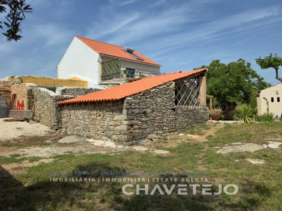 Moradia T3 para Venda em Chãos Foto 81