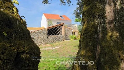 Moradia T3 para Venda em Chãos