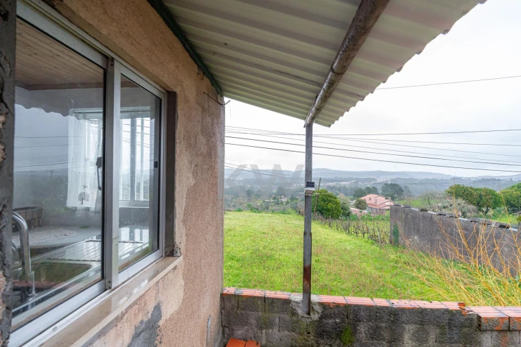 Moradia T3 para Venda em Figueira de Lorvão Foto 12