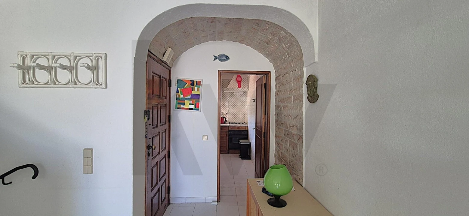 Moradia T2 para Venda em Porches Foto 13