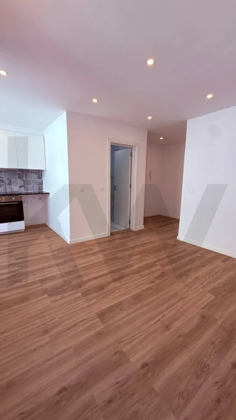 Apartamento T2 para Venda em Queluz e Belas