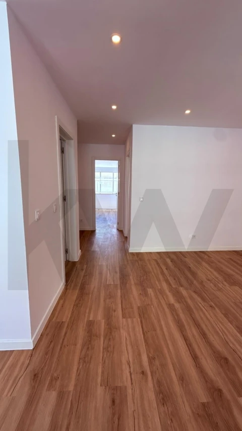 Apartamento T2 para Venda em Queluz e Belas