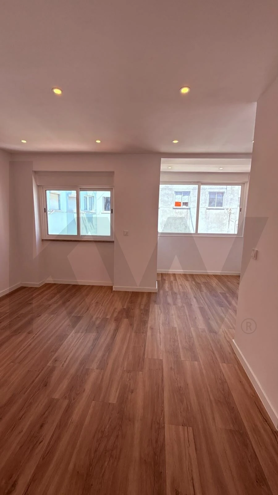 Apartamento T2 para Venda em Queluz e Belas Foto 4