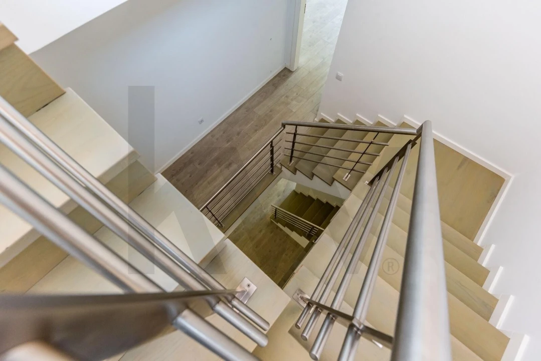 Moradia T4 para Venda em Lumiar Foto 12