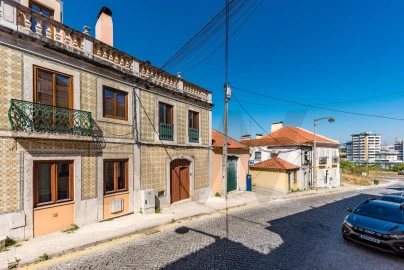 Moradia T4 para Venda em Lumiar