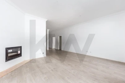 Moradia T4 para Venda em Lumiar