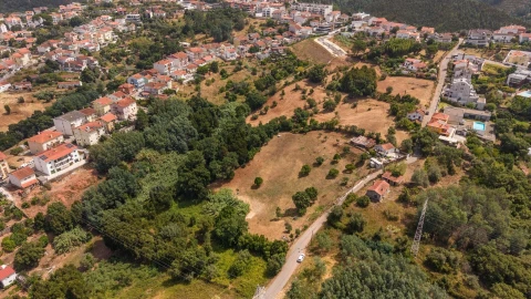 Moradia T2 para Venda em Santo Antonio dos Olivais