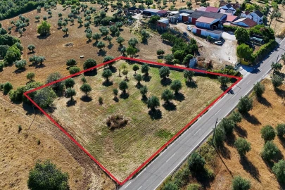 Terreno para Venda em Pernes