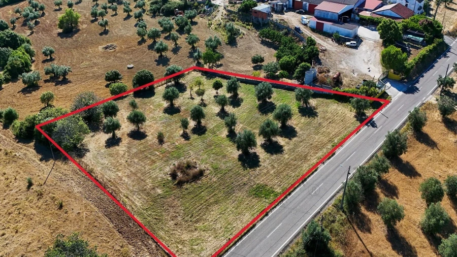 Terreno para Venda em Pernes