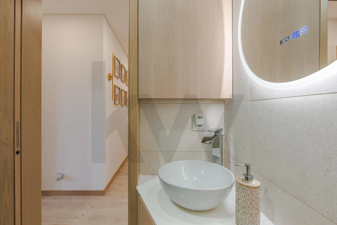 Apartamento T2 para Venda em Eixo e Eirol Foto 29