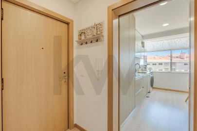 Apartamento T2 para Venda em Eixo e Eirol