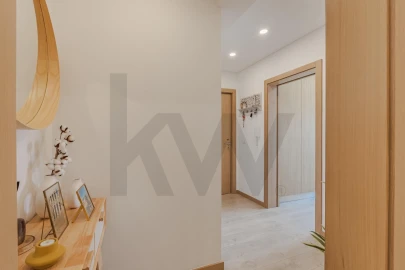 Apartamento T2 para Venda em Eixo e Eirol