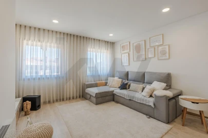 Apartamento T2 para Venda em Eixo e Eirol