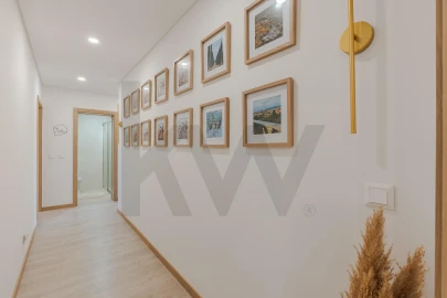 Apartamento T2 para Venda em Eixo e Eirol