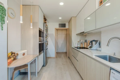 Apartamento T2 para Venda em Eixo e Eirol