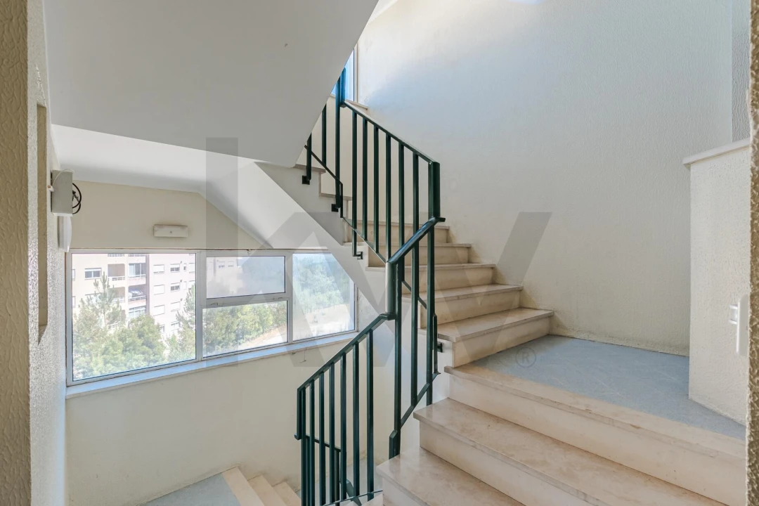 Apartamento T2 para Venda em Eixo e Eirol Foto 35