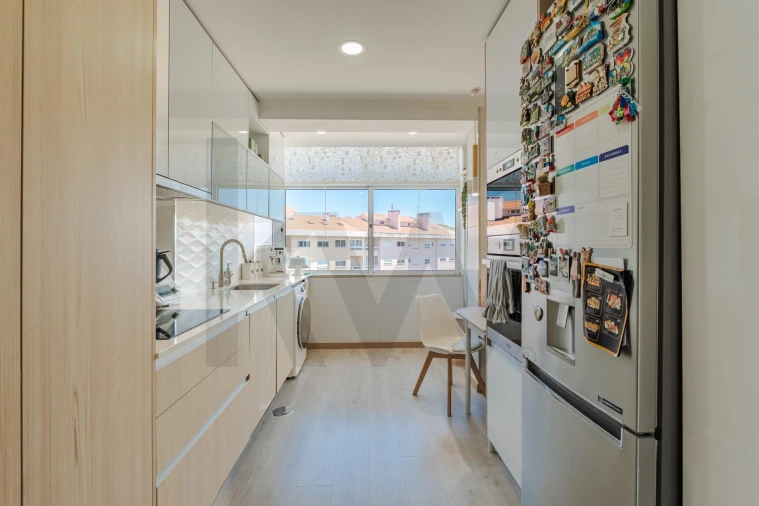 Apartamento T2 para Venda em Eixo e Eirol Foto 8