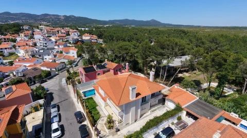 Moradia T5 para Venda em Alcabideche