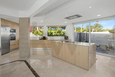 Moradia T5 para Venda em Alcabideche