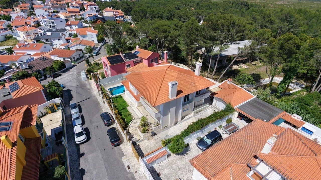 Moradia T5 para Venda em Alcabideche Foto 65