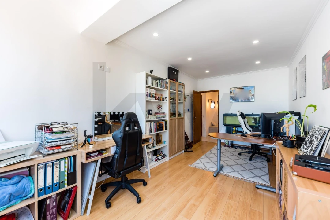 Apartamento T2 para Venda em Amora Foto 22