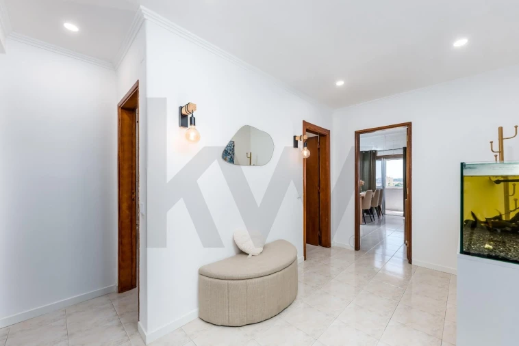 Apartamento T2 para Venda em Amora Foto 13