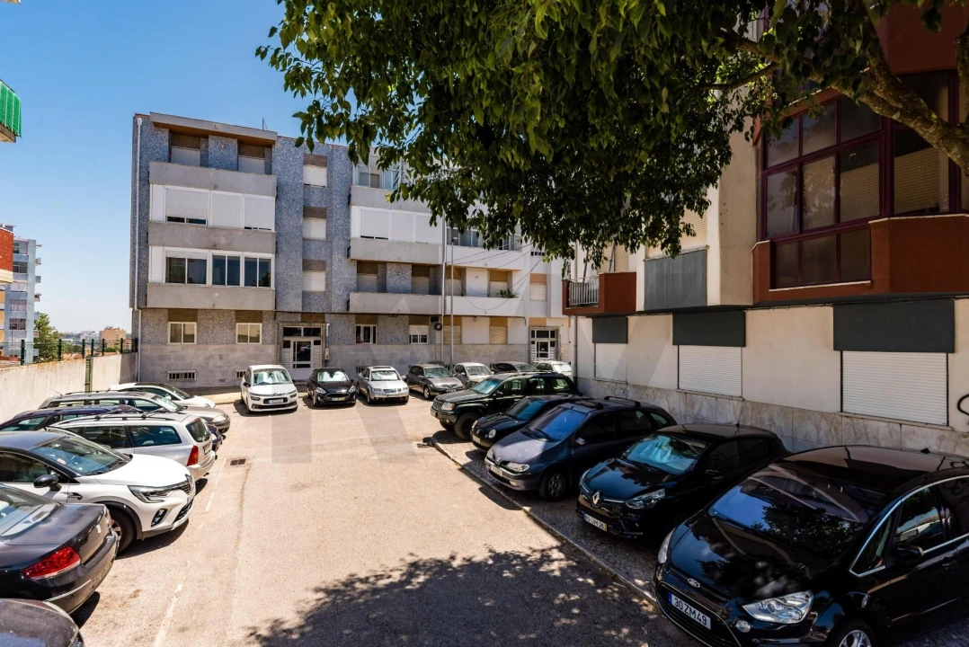 Apartamento T2 para Venda em Amora Foto 34