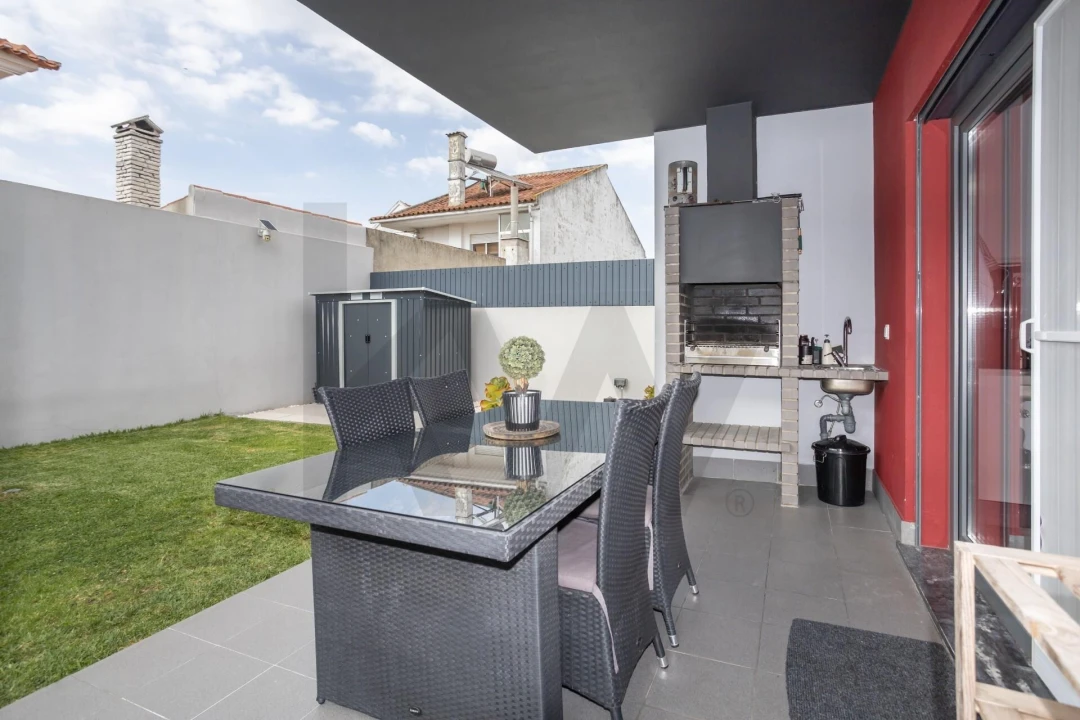 Moradia T3 para Venda em Quinta do Conde Foto 39