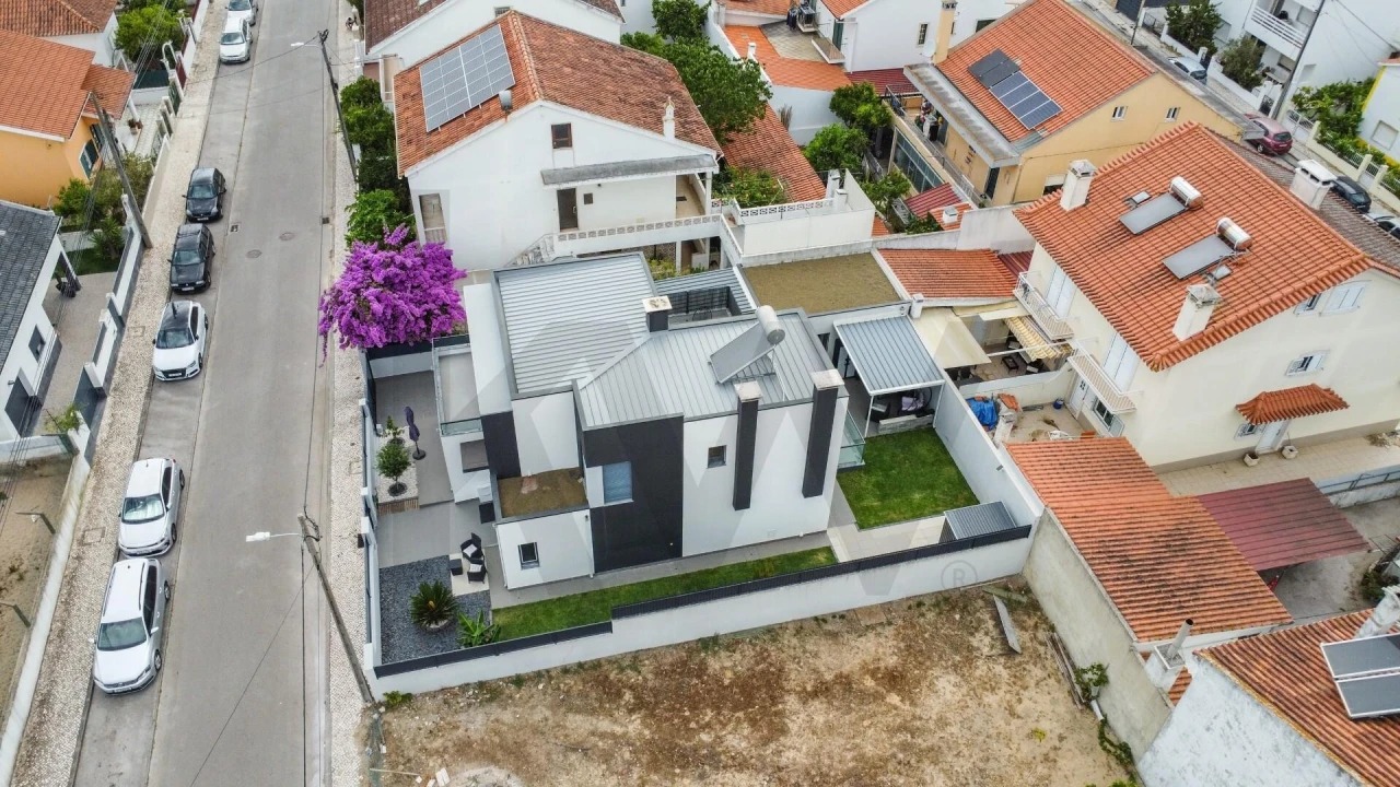 Moradia T3 para Venda em Quinta do Conde Foto 63