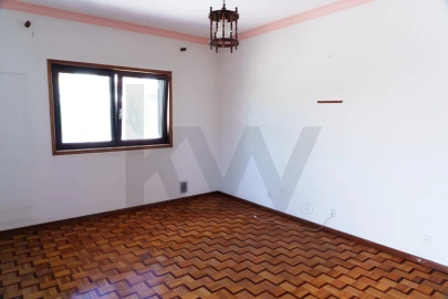 Moradia T4 para Venda em Nogueira, Fraião e Lamaçães