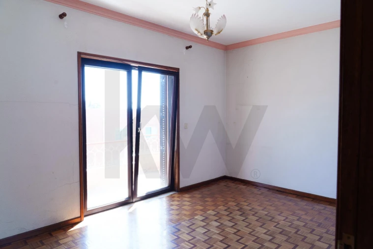 Moradia T4 para Venda em Nogueira, Fraião e Lamaçães Foto 13