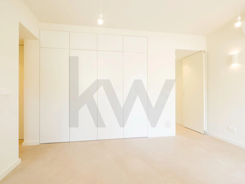 Apartamento T1 para Arrendamento em Campolide Foto 8
