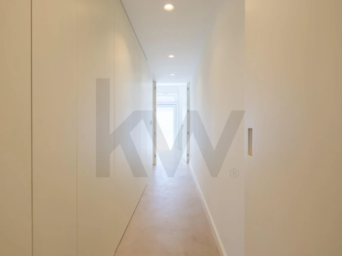 Apartamento T1 para Arrendamento em Campolide Foto 9